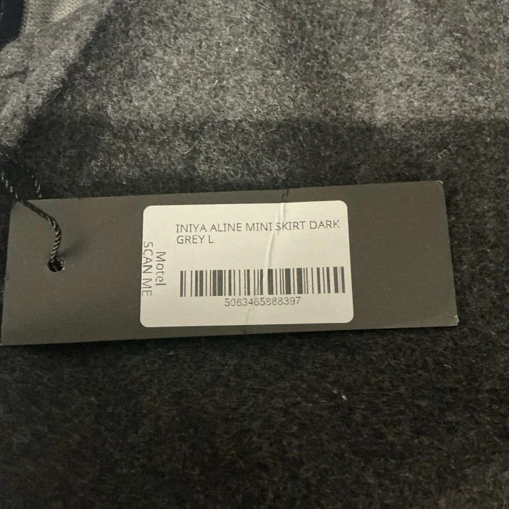 Motel Rocks Charcoal Mini Skirt Size Large - Picture 10 of 12